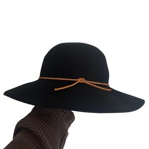 Phenix Wool Floppy Hat – Black w/ Leather Trim – EUC